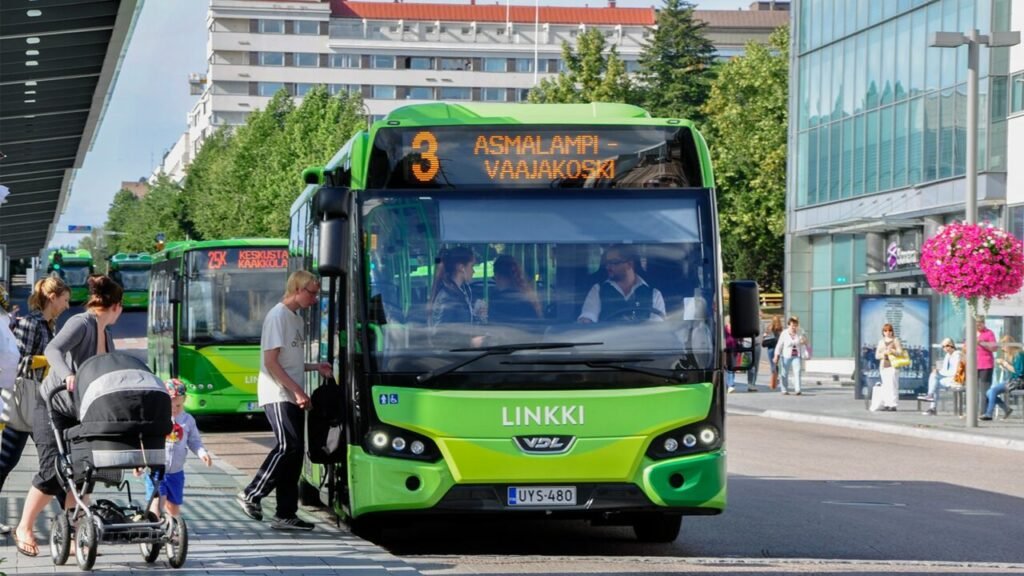 Miksi valita linkki aikataulu Jyväskylän liikkumiseen